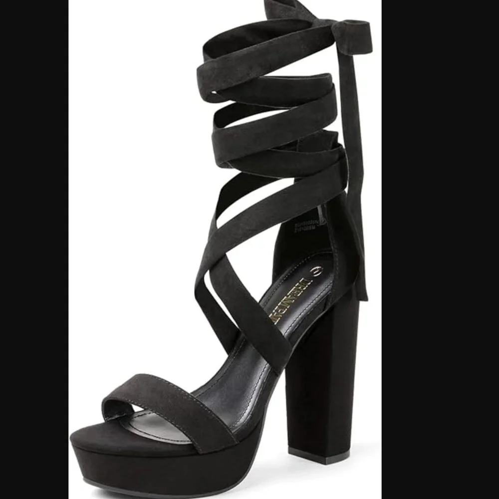 NIB (6) DREAM PAIRS Chunky Block Platform Heels Strappy Gladiator